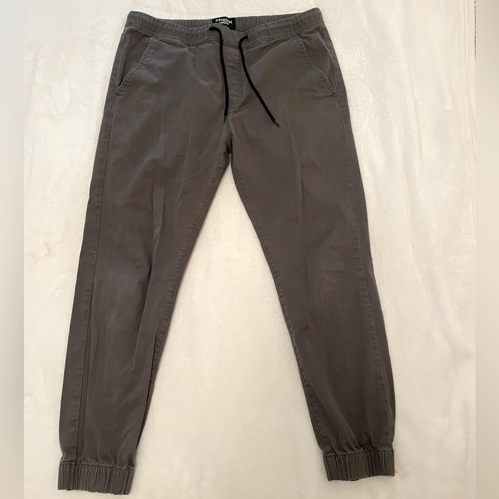 Men’s Levi’s Joggers